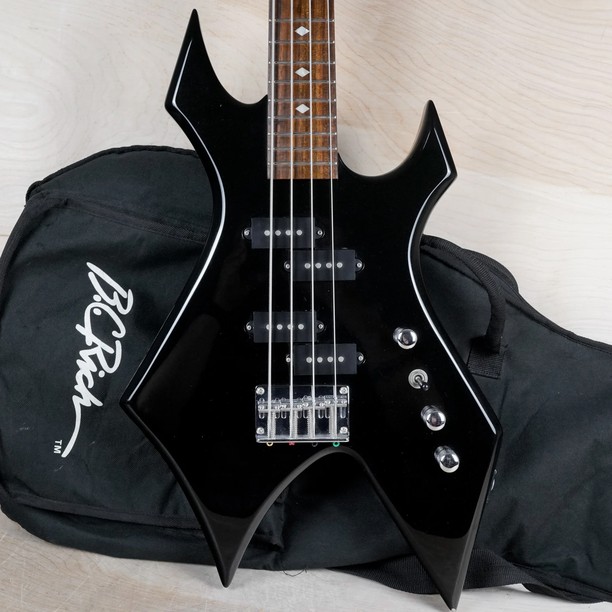 Our best bass guitars under $1000!